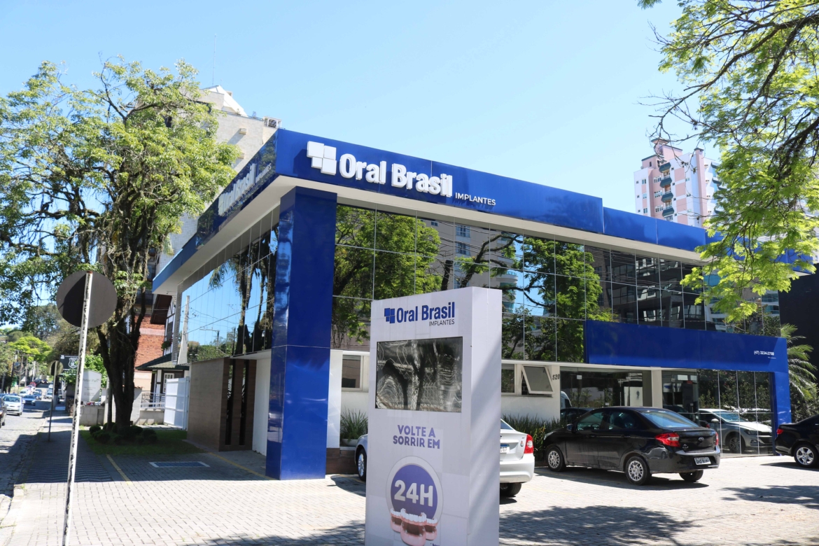 De olho na classe média alta, franquia odontológica Oral Brasil conta com a maior estrutura do país