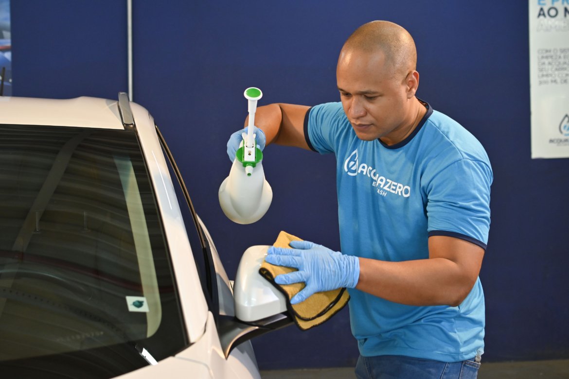 Considerada a maior franquia de limpeza e estética automotiva, Acquazero planeja crescer 30% com novas unidades e faturar R$ 150 milhões em 2023