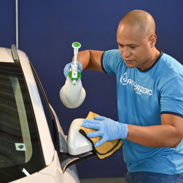 Considerada a maior franquia de limpeza e estética automotiva, Acquazero planeja crescer 30% com novas unidades e faturar R$ 150 milhões em 2023