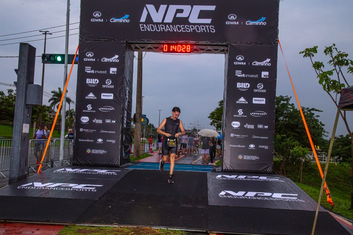 NPC EnduranceSport: Triathlon invade Rio Preto com provas noturnas e de superação