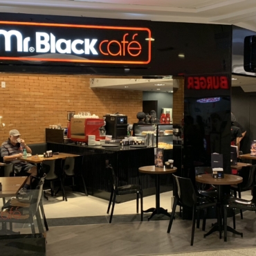 Cafeterias viram tendência e ajudam a movimentar bilhões no setor de alimentação