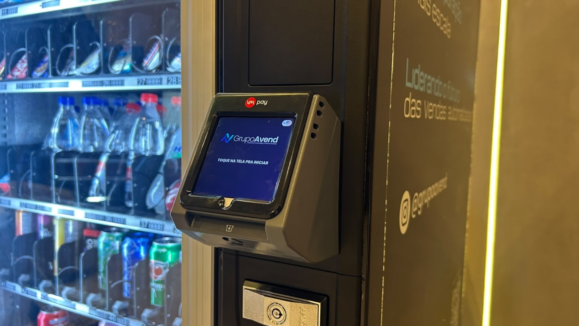 Inteligência artificial e dados transformam franchising de vending machines em operação orientada por tecnologia